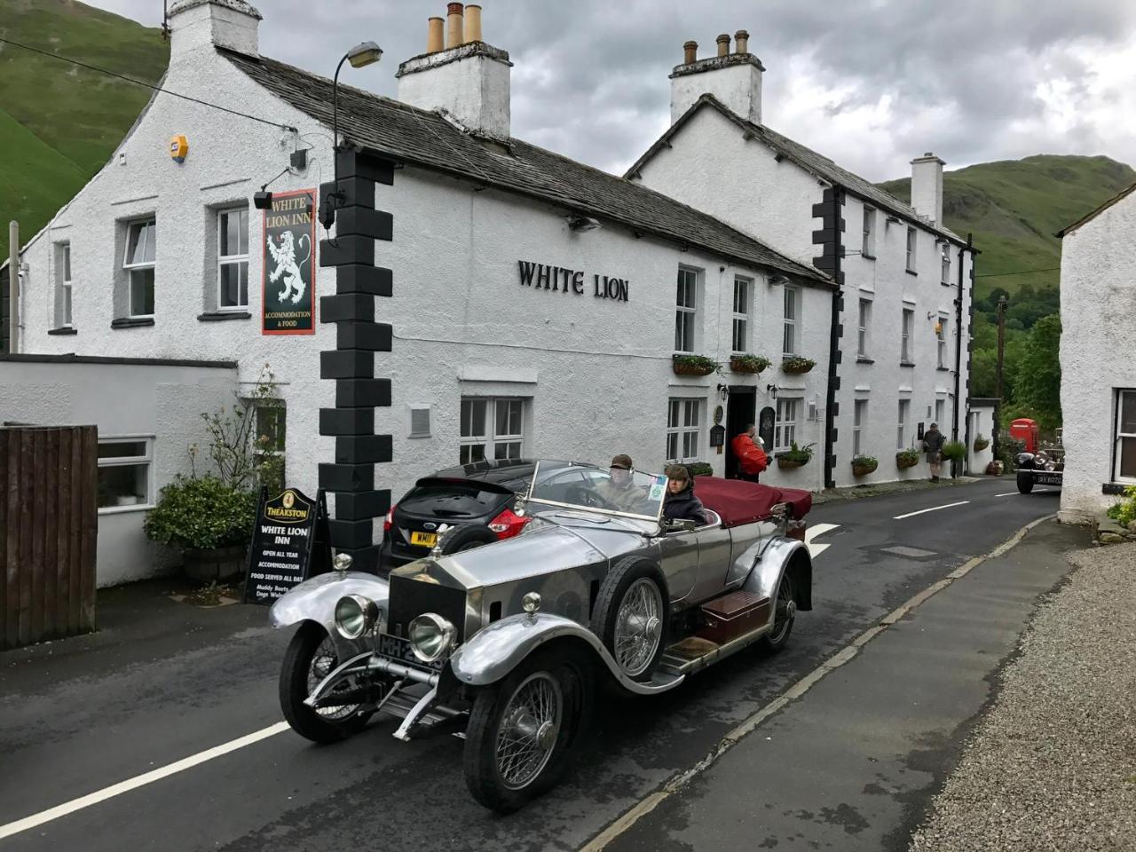 The White Lion Inn Penrith Esterno foto